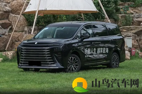 第一次尝试黑人巨大：黑人巨大概念车：颠覆传统，性能爆表-3