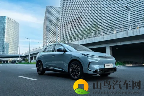 轻松开启惬意旅程,极狐T1开启美好的出行生活-2