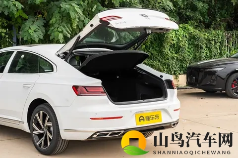 大众CC 2026款，四款配置详解，有哪几大优势？-3