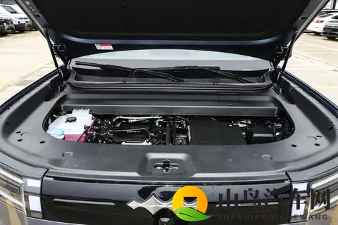 方程豹钛 7 体验：20 万级家庭 SUV 的实用之选-3