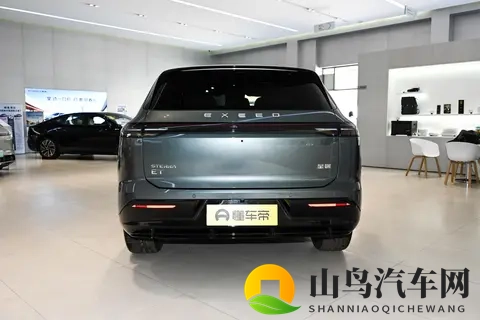 豪华SUV该选性能还是选舒适？2025款星纪元ET给出了答案-3