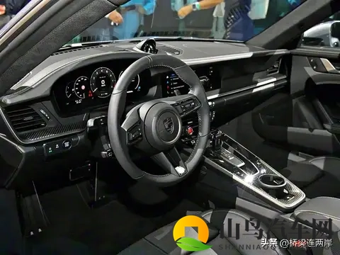 保时捷911混动版亚洲首秀，2728万起！涡轮迟滞成历史？-3