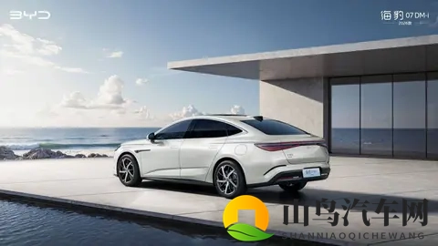 车长近5米，配高阶智驾，仅1498万起｜海豹07DM-i怎么选？-2