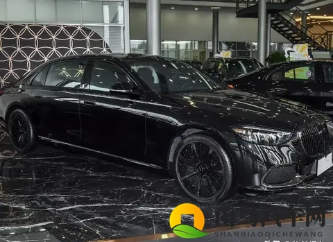 落地价格超404万！60T+612马力＋熏黑轮毂！这台奔驰车确实少见-1