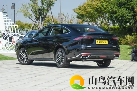 全新帝豪预售6.89万起！轴距加长105mm，1.5T动力碾压同级？-2