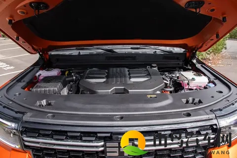 3929万入手6座SUV，四屏联动+8255芯片，续航1400km-2