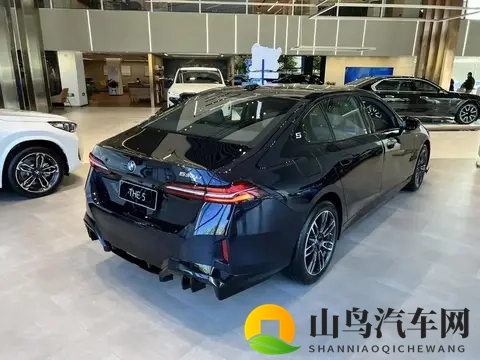 30万买宝马5系是真的吗？暗访4S店，全系优惠与落地价实测-2