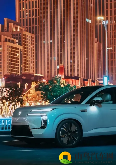 为什么腾势N8L不用二代PTC空调？毕竟一代的能耗和体感都没二代好-2