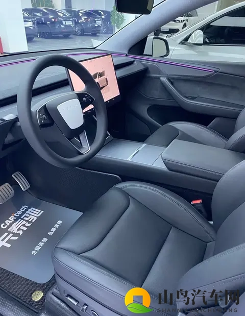 特斯拉Model Y长续航后驱-3