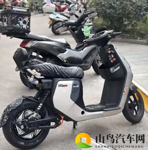 16寸轮胎更稳,电动车为啥偏爱14寸?核心不是省钱-1