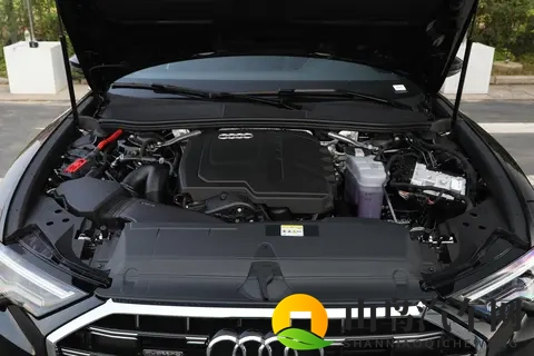 买奥迪慌了，奥迪A6L的40TFSI和45TFSI买哪个才不会亏-2