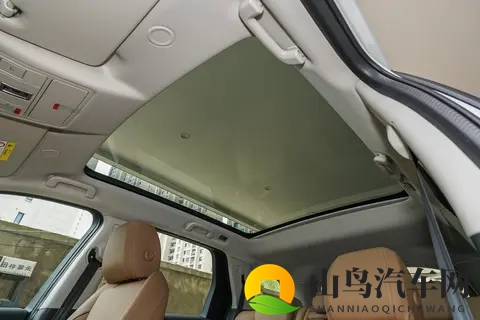 2025 款路虎发现运动性能科技版、探享特别版、35 周年纪念版怎么选-2