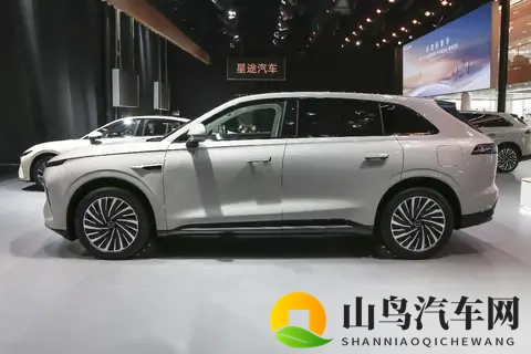 25款星纪元ET,大空间SUV,增程纯电可选,纯电续航760公里-1