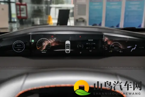 试驾长安启源A06：空间大配置高，家用选它准没错？-1