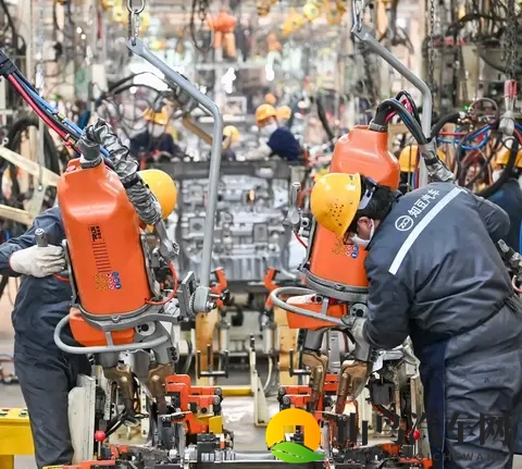 二汽总工程师谈苏联援助给中国的汽车厂:全是美国30年代落后技术-2