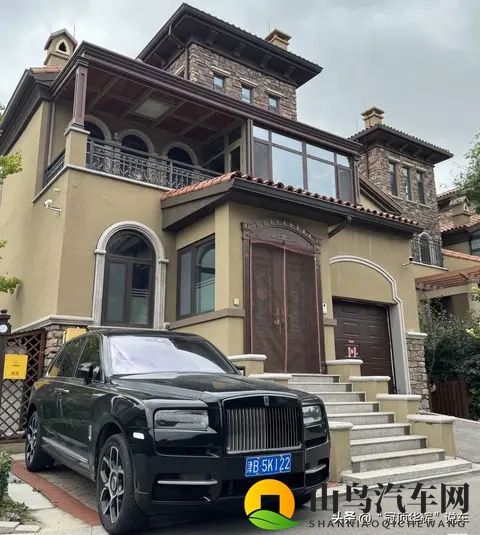 李嘉诚卖车，防弹车不值钱？还是人老了懒得换？-1