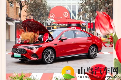 男主吃女主乳头的漫画：情侣亲密互动漫画引发热议-3