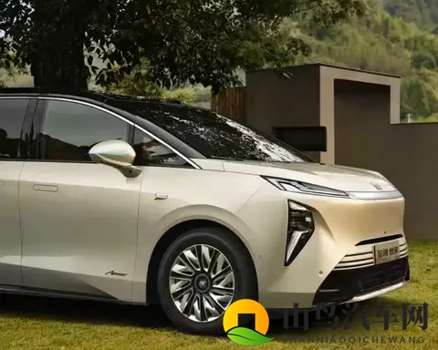 别克至境世家内饰预告图曝光 新车将于年内上市-2