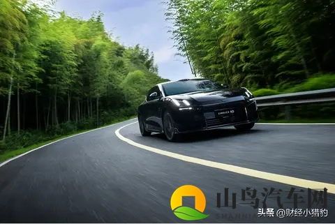 月销5077台背后,领克10 EM-P展现插混轿车界的新高度-1