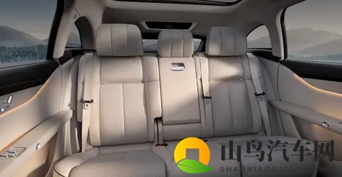 娇妻玩3p被2个男人伺候了：智能驾驶升级，汽车体验飞跃升维-1