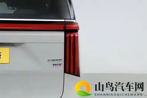 四驱+激光雷达，这台国产MPV真有点狠！-2