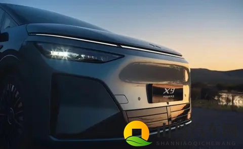 小鹏下场造增程,先拿MPV市场开刀,产品竞争力几何-3