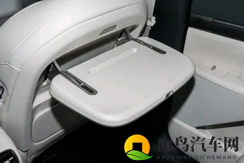 1699万起，增程+纯电动力，2026款奕派eπ008五座版来了-1