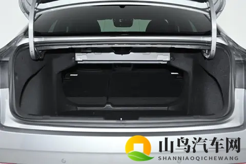 吉利星瑞全新东方曜,超多给力购车福利,实力不容小觑!-3