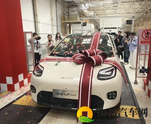 “国民好车”AINO UT super上市在即 竞品车型盘点-3