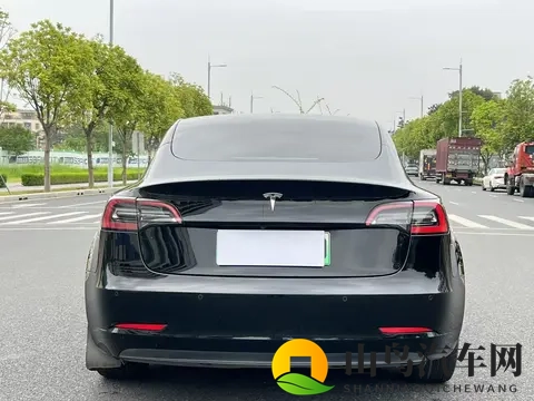 11万多圆梦科技座驾,21年一手特斯拉Model3代步通勤优选-1