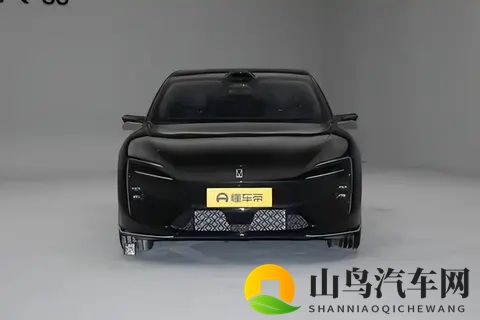 20万预算买“新豪华”？这台国产车把年轻人想要的全安排上了-1