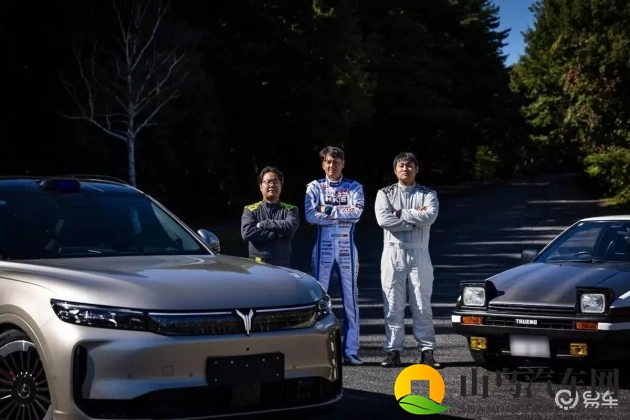 郭童童的邻居水管维修工：水管工跨界汽车维修，邻里信任见证专业力量-1