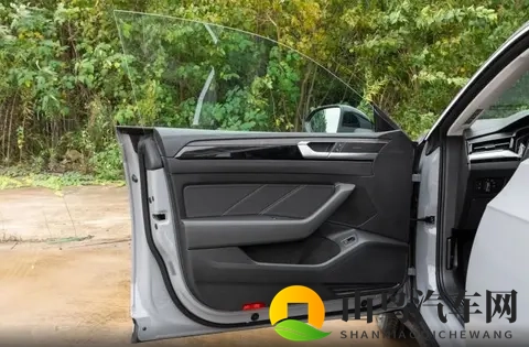 免费吃瓜 爆料曝光：神秘汽车品牌大揭秘，购车潜规则全曝光-2