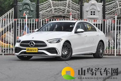 2025款奔驰C级选买指南：配置差异与性价比解析-1