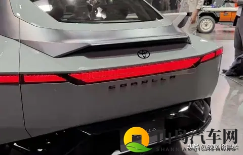 丰田全新卡罗拉概念车首秀，设计语言大换血，目标直指年轻市场-1