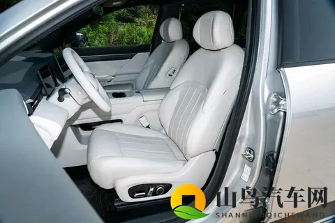 1699万起，增程+纯电动力，2026款奕派eπ008五座版来了-3