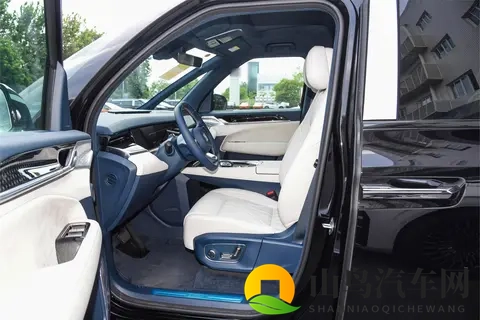 别只当它是商务车!极氪009超5成是家用,1-9月交付3万台-2