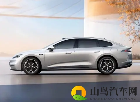 产品力、价值感均越级，长安启源A06 1099万起售-1