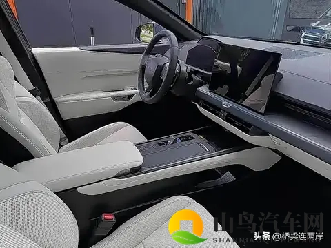 雷克萨斯ES电动版来袭，定价40万能否撼动BBA？-3