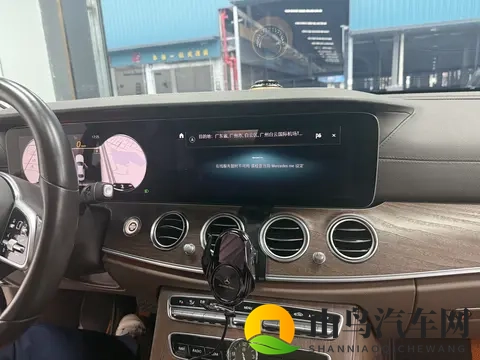 2019款奔驰E300老改新HU6触摸屏幕主机新款系统-2