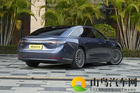 新款享界S9上市,新能源中大型轿车新选择-3