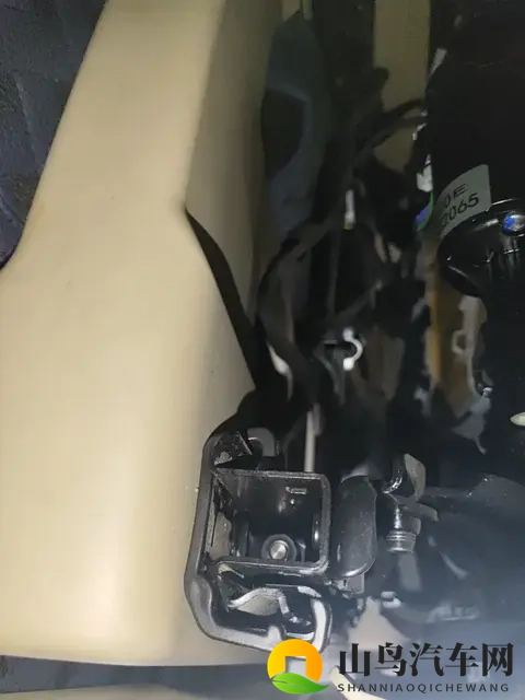 准新一手别克GL8，宜商宜家，陆尊驾享舒适行！-3