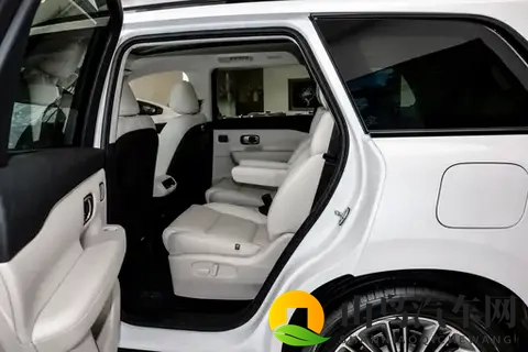 用车一个月,真实聊聊这台六座SUV的优缺点,不避讳-1