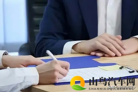 新车没坐热，车企先报警，消费者成“麻烦制造者”-3