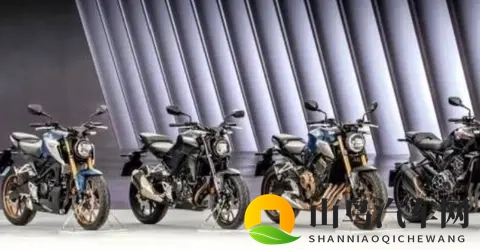 本田杀疯了 CB300R国产化后跌破2万 2万内原灯复古街车守门员来了-2