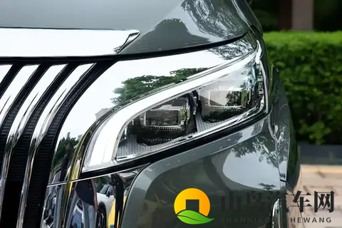 四驱+激光雷达，这台国产MPV真有点狠！-3