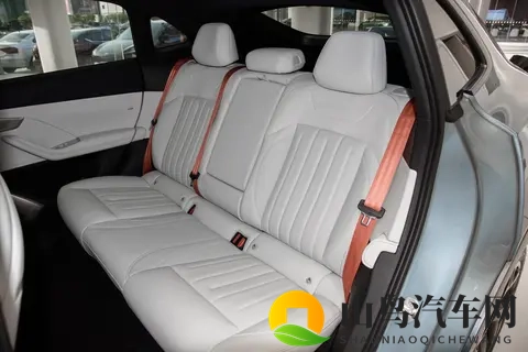 25 万级纯电 SUV，续航长、空间大、实用性拉满！-2