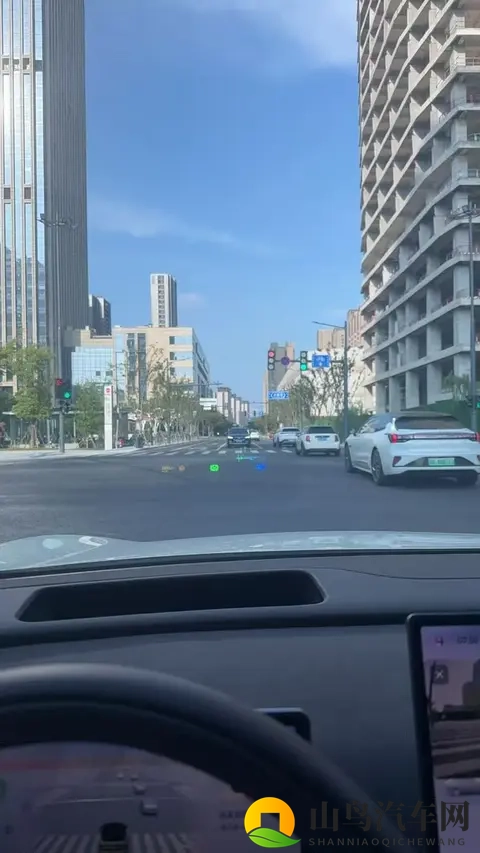 零跑-增程纯电如何选-1