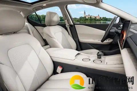 合资燃油B级车+鸿蒙座舱？太香了-3