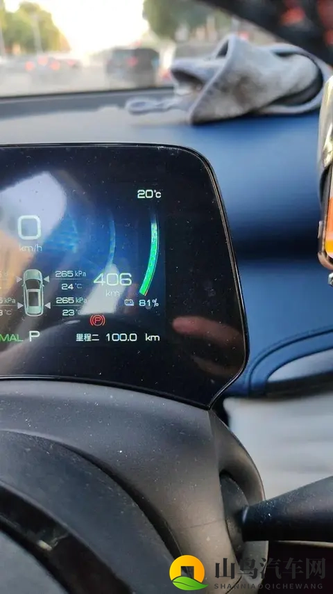 纯电车开空调时续航迅速下降是什么原因导致的？是否是正常现象？-1